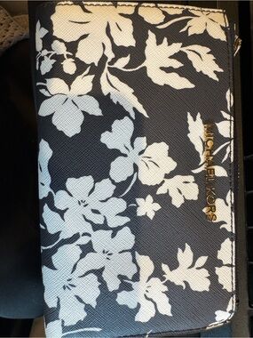 Michael Kors Black & White Floral Zip Around Wallet